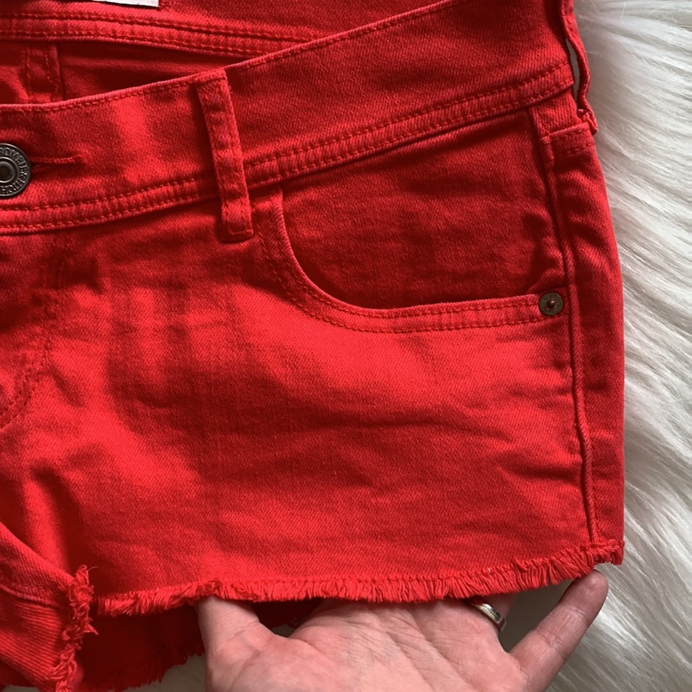 Abercrombie and Fitch Red Jean Shorts - Picture 2 of 9